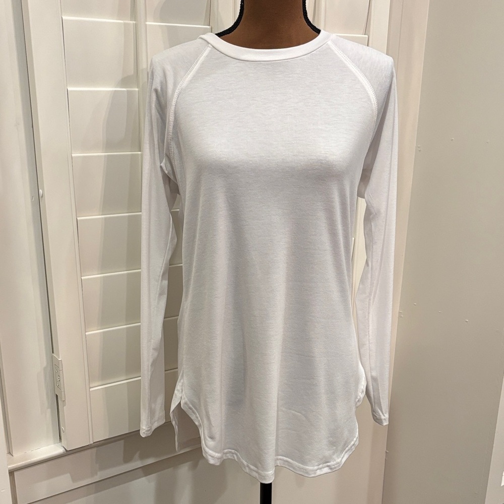 New choice white long sleeve tee